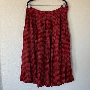 Vintage Chaus Lightweight Red & Black Midi Houndstooth Skirt